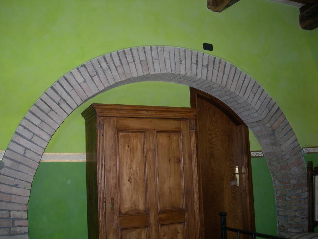 Società Agricola F.lli Angelucci Cannara Exterior foto