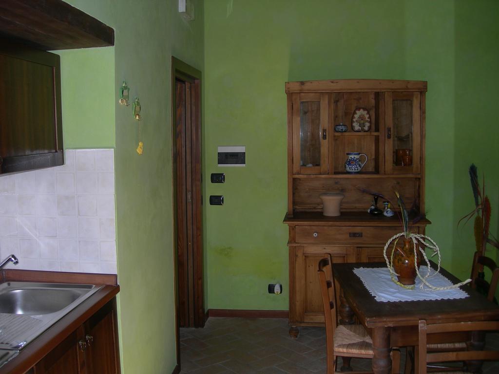 Società Agricola F.lli Angelucci Cannara Exterior foto